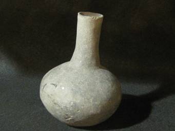 Item BM-03: Mississippian long necked water bottle